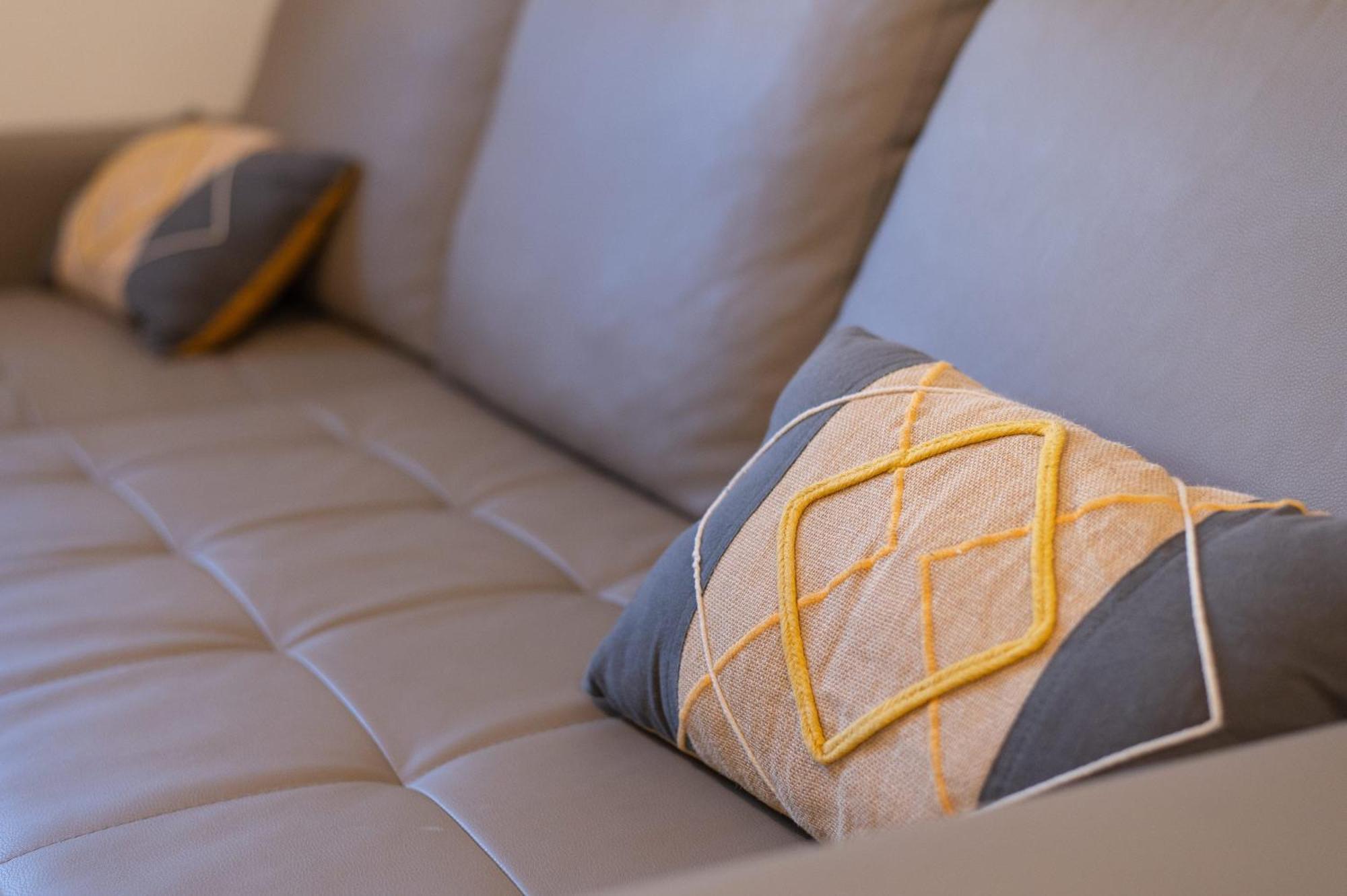Apartamento Triana Habitame Inmobiliaria セビリア エクステリア 写真
